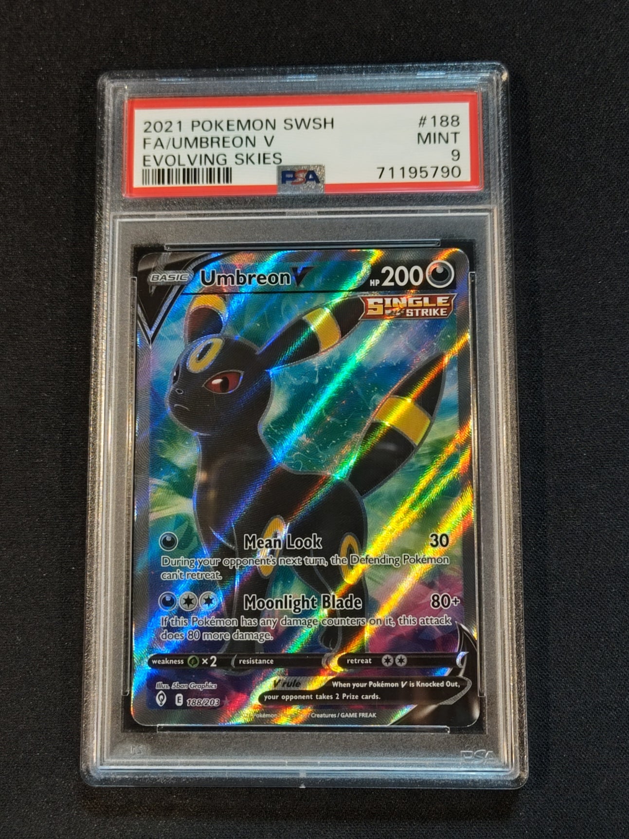 Umbreon V 188/203 Evolving Skies PSA 9
