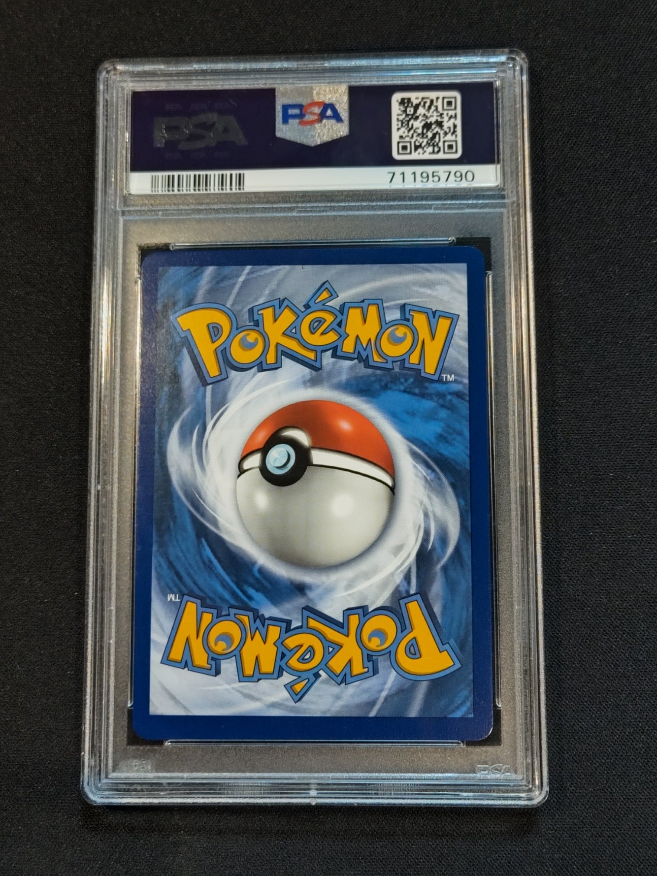 Umbreon V 188/203 Evolving Skies PSA 9