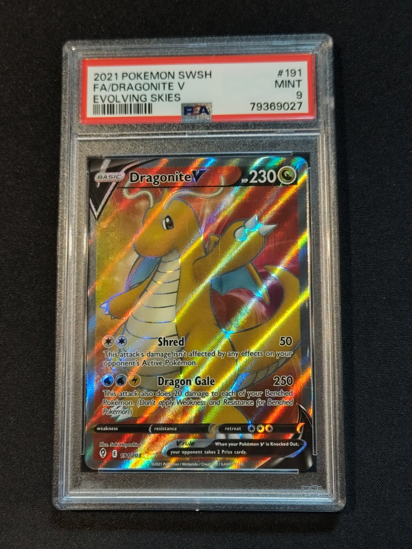 Dragonite V 191/203 Evolving Skies PSA 9